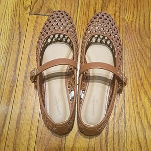 Universal Thread Brown Woven Mary Janes Size 7.5